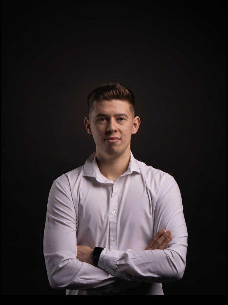 Specjalista Piotr Osiecki